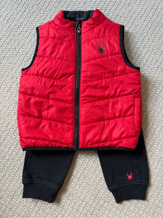 Spyder Other - Spyder Kids red insulated puffer vest and black matching sweatpants.